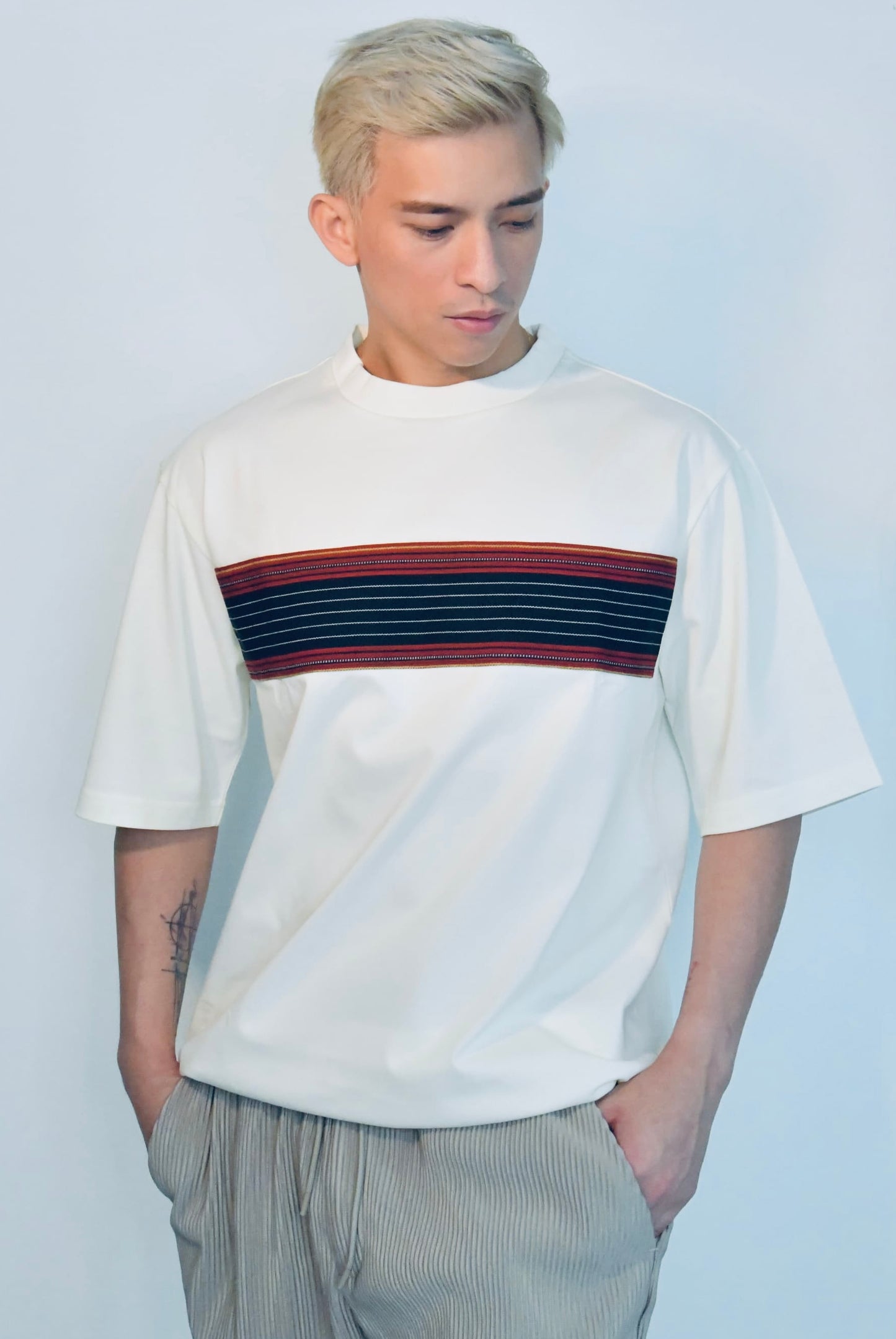 Everyday Edit Beige | Handwoven Red & Black Stripe