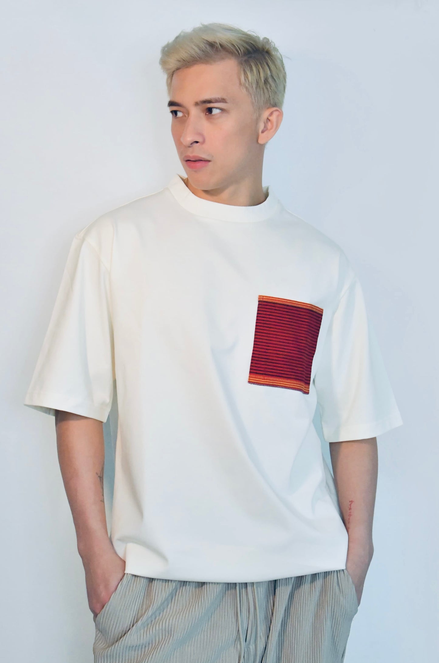 Everyday Edit Beige | Red and Orange Pocket