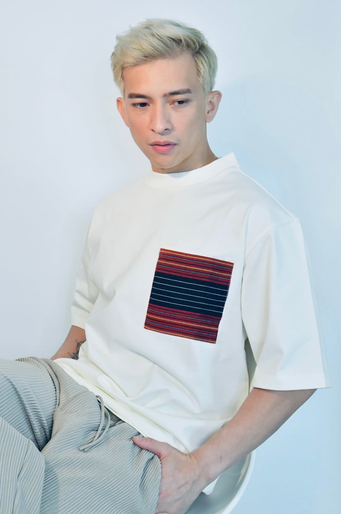 Everyday Edit Beige | Red and Black Pocket