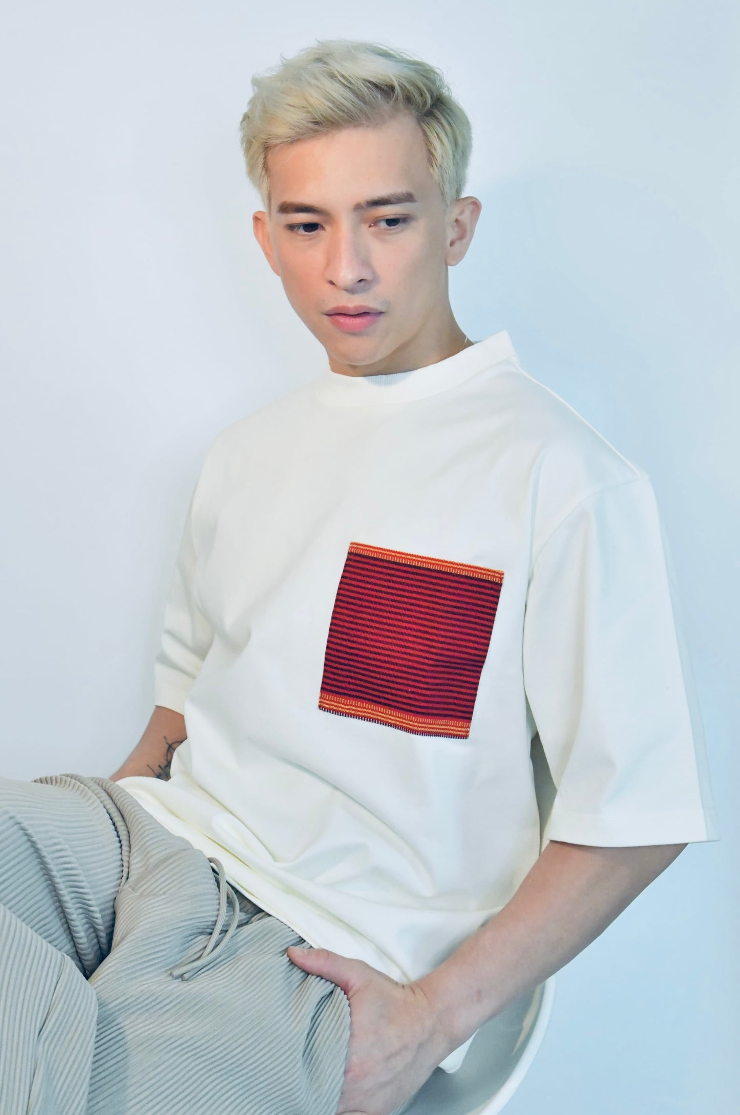 Everyday Edit Beige | Red and Orange Pocket